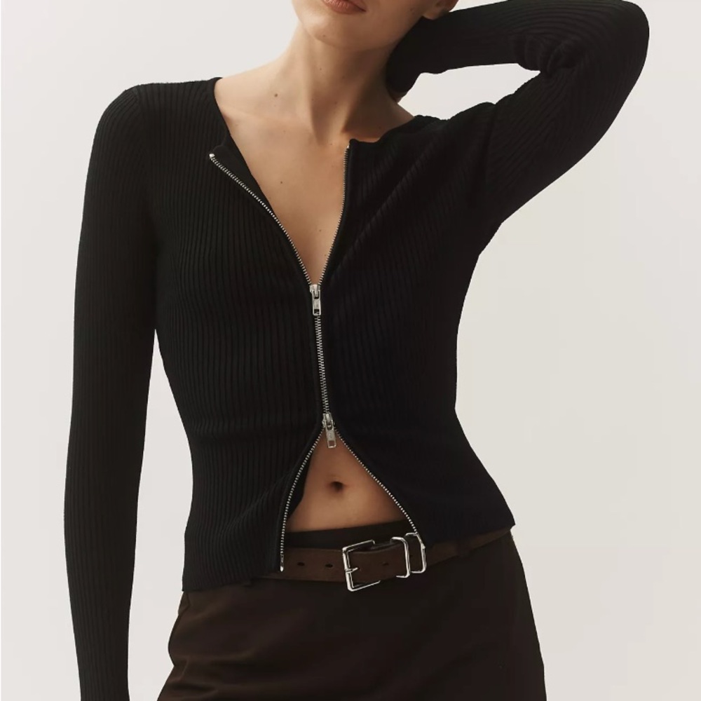 Good American Virgo Rib Zip Sweater